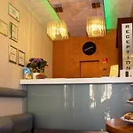 Отель Danubia Gate 4*