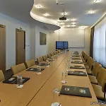 Danubia Gate Отель 4*