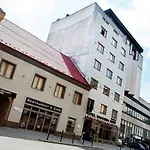 Danubia Gate 4*