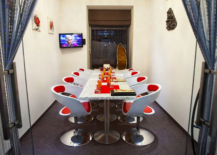 Danubia Gate Hotel 4*