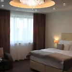 Danubia Gate Hotel