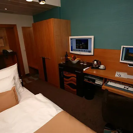 Hotel Danubia Gate Pressburg