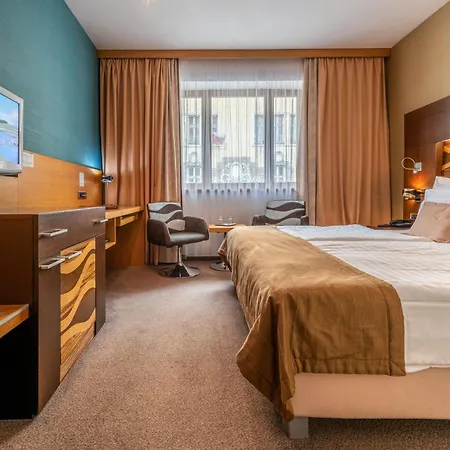 Otel Danubia Gate 4*