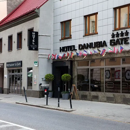 فندق Danubia Gate 4*