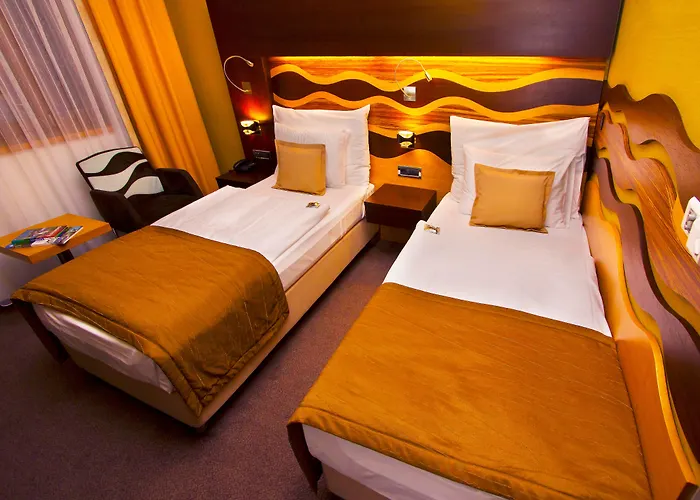 Danubia Gate Hotel 4*