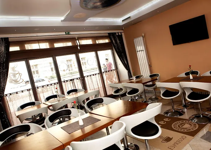 Danubia Gate Hotel 4*