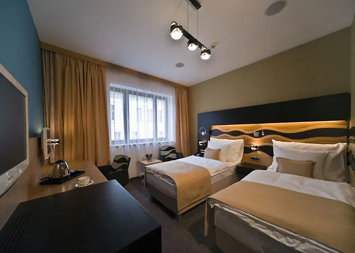 Danubia Gate Hotel 4*