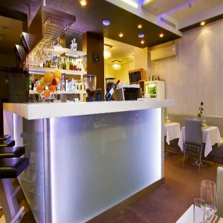 Hotel Danubia Gate Pressburg