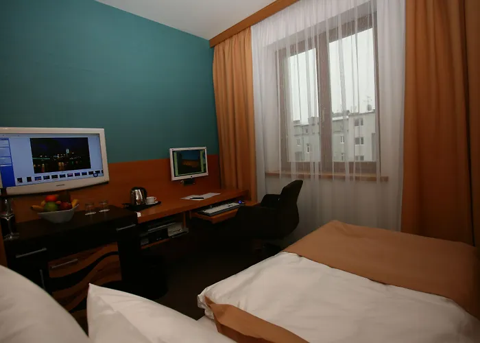 Danubia Gate Hotel 4*